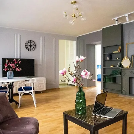 Stylish 2-bedroom On The Eu Side Istambul